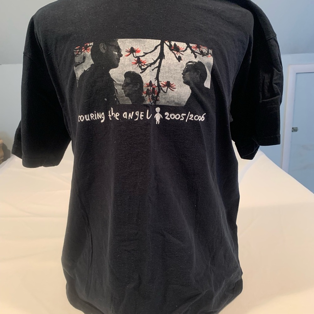 Gildan Black Graphic Men's Tee